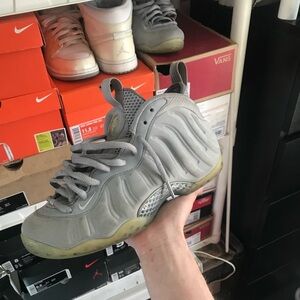 Foamposite “wolf grey”